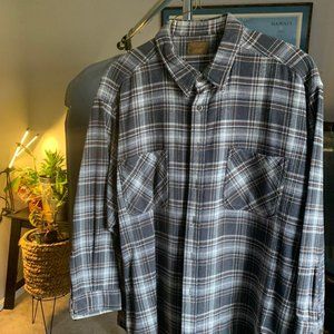 Flanel Button-Down